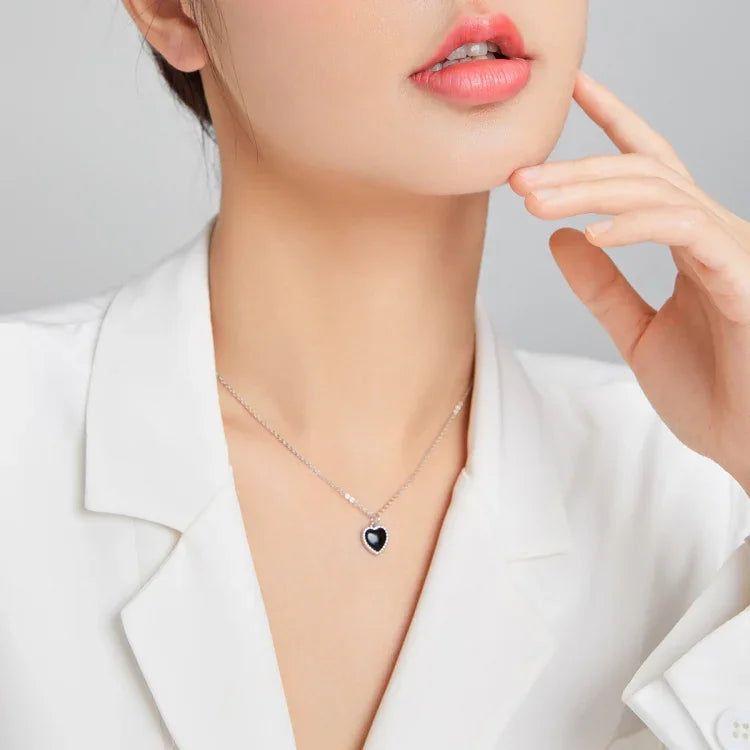 Vòng cổ nữ bạc S925 hình trái tim đen, trái tim đen