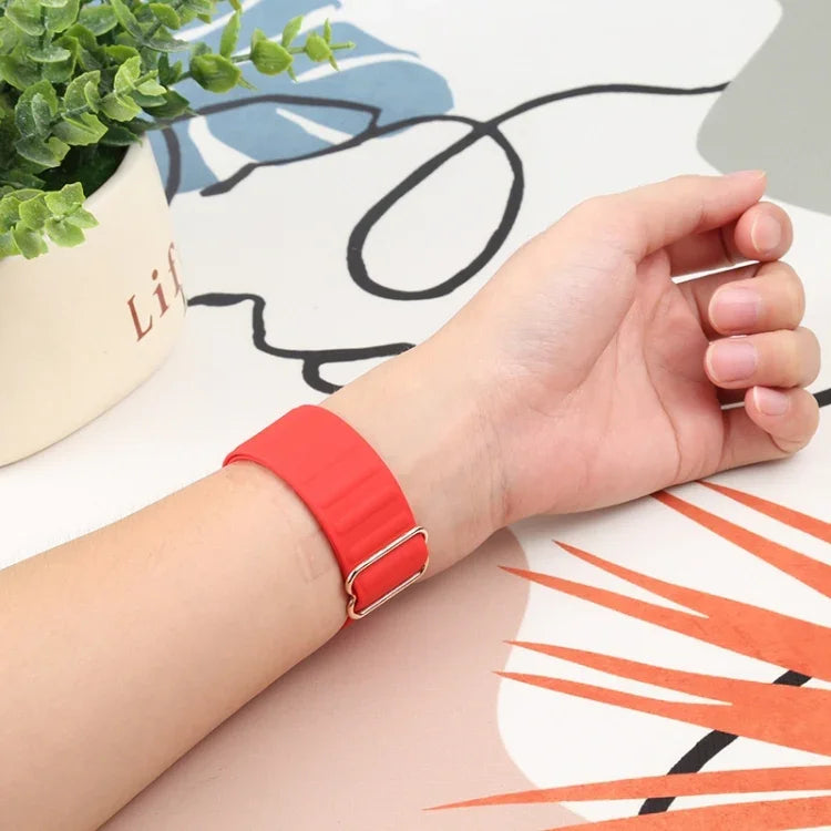 Dây đồng hồ silicone thay thế khóa chữ Nhật Bản cho Apple Watch Series, 7 45mm / 6 & SE & 5 & 4 44mm / 3 & 2 & 1 42mm, 7 41mm / 6 & SE & 5 & 4 40mm / 3 & 2 & 1 38mm