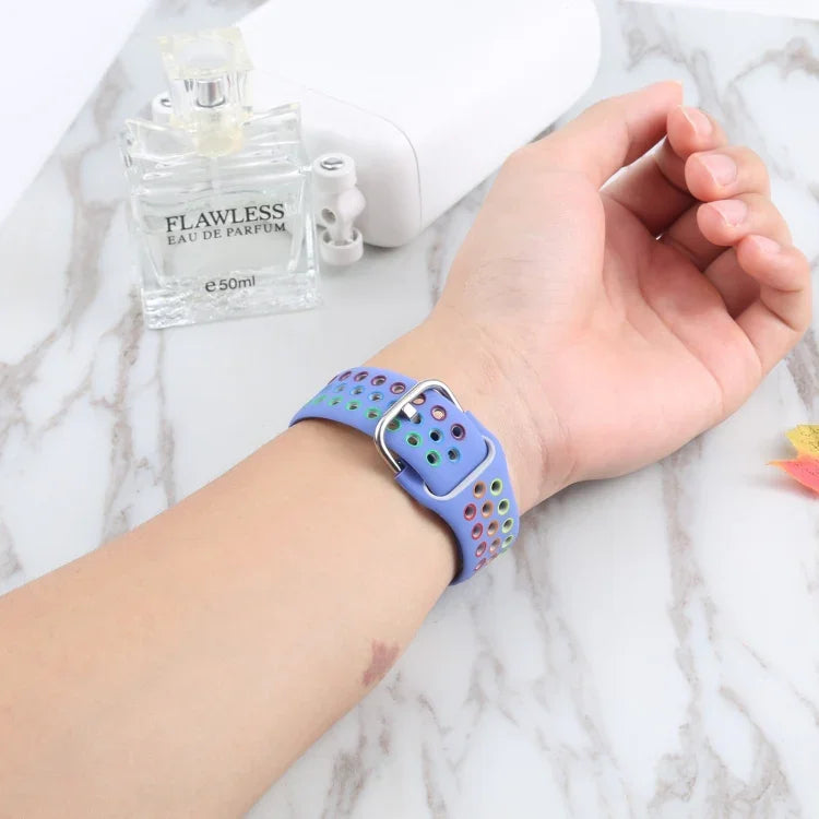 Dây đồng hồ thay thế bằng silicone khóa kim loại, dành cho Apple Watch Series, 7 41mm / 6 & SE & 5 & 4 40mm / 3 & 2 & 1 38mm, 7 45mm / 6 & SE & 5 & 4 44mm / 3 & 2 & 1 42mm