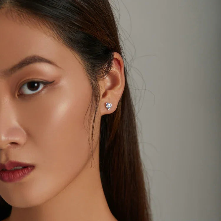 Bông tai nữ bạc S925 Sterling hình trái tim đá mặt trăng, Trái tim đá mặt trăng