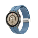 Dây đồng hồ silicone khóa bạc gập, Dành cho Samsung Galaxy Watch5 40&44mm / Pro 45mm