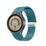 Dây đồng hồ silicone khóa bạc gập, Dành cho Samsung Galaxy Watch5 40&44mm / Pro 45mm