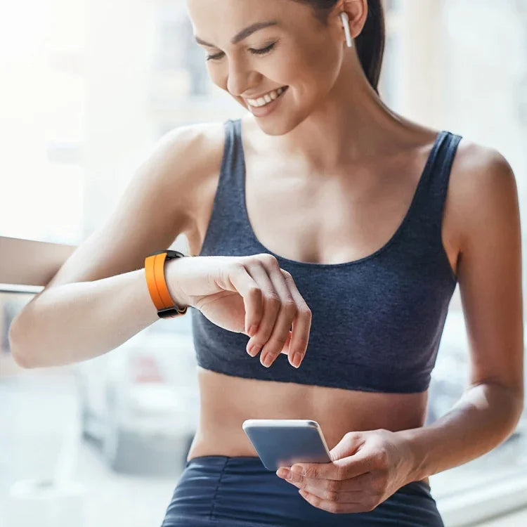 Dây đồng hồ silicone khóa gập từ tính hai màu, dành cho Samsung Galaxy Watch 6 / 6 Classic