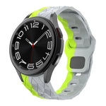 Dây đồng hồ silicone khóa ngược họa tiết bóng đá, Dành cho Samsung Galaxy Watch 6 / 6 Classic