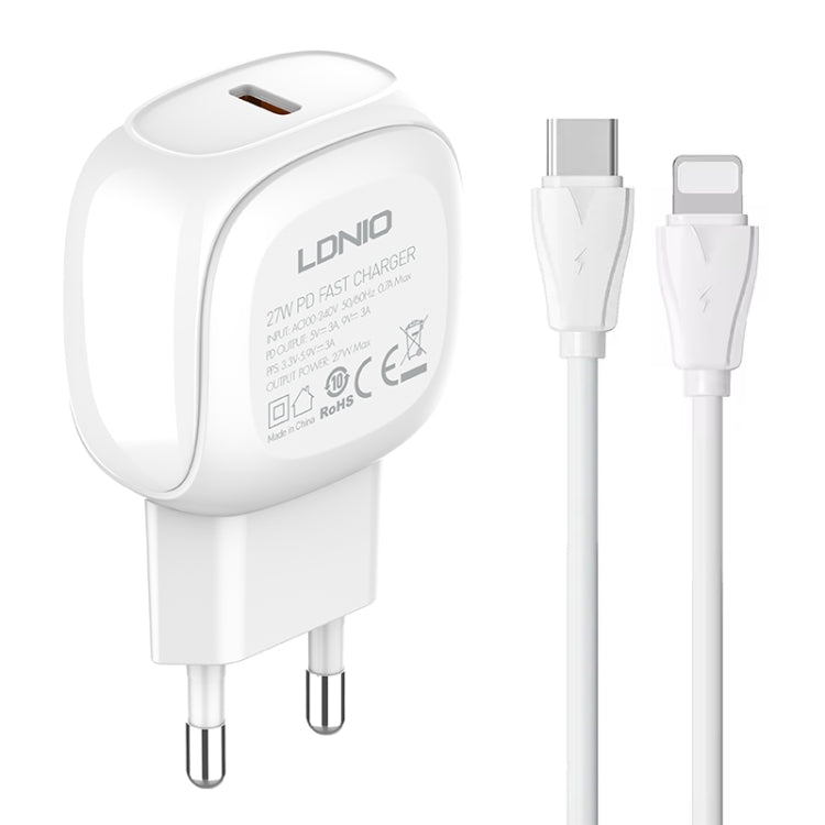 Bộ sạc nhanh PD27W USB-C / Type-C LDNIO A1206C kèm cáp 8 Pin dài 1m, phích cắm EU