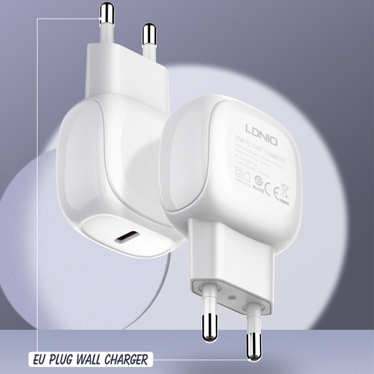 Bộ sạc nhanh PD27W USB-C / Type-C LDNIO A1206C kèm cáp 8 Pin dài 1m, phích cắm EU