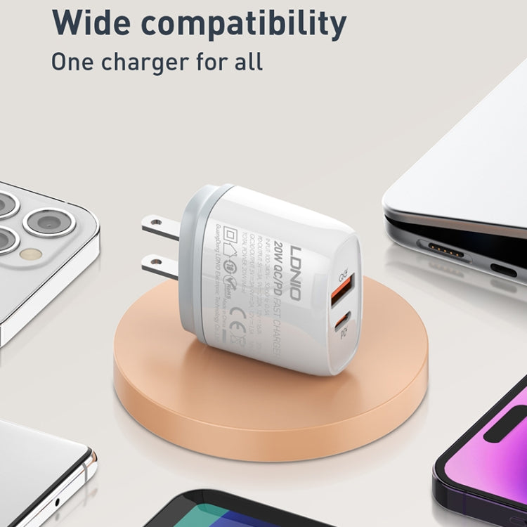Bộ sạc nhanh QC3.0 / PD20W USB + Type-C LDNIO Q229 kèm cáp USB sang 8 Pin dài 1m, phích cắm EU, phích cắm UK, phích cắm US