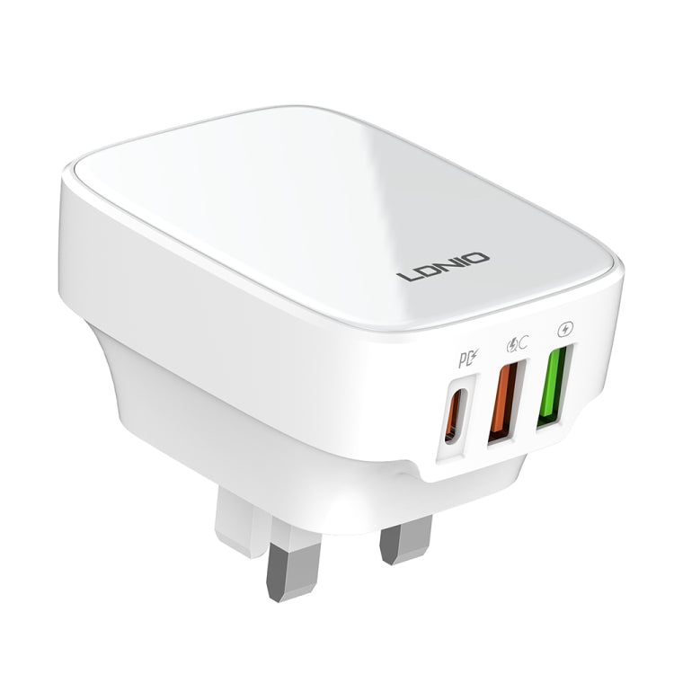 Bộ sạc 32W LDNIO Q334 cổng Type-C + đôi USB kèm cáp USB-C / Type-C sang USB-C / Type-C dài 1m, phích cắm EU, phích cắm UK, phích cắm US