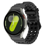 Dây đồng hồ silicone hai màu lỗ đôi Ocean, Dành cho Samsung Galaxy Watch 7 40 / 44mm