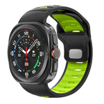 Dây đồng hồ silicone hai màu sọc, dành cho Samsung Galaxy Watch Ultra 47mm / Ultra 2025