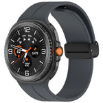 Dây đồng hồ silicone nam châm khóa gập màu đen xDfind, Dành cho Samsung Galaxy Watch8 / Watch8 Classic