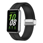 Dây đồng hồ silicone khóa gập nam châm màu bạc, Dành cho Samsung Galaxy Fit 3