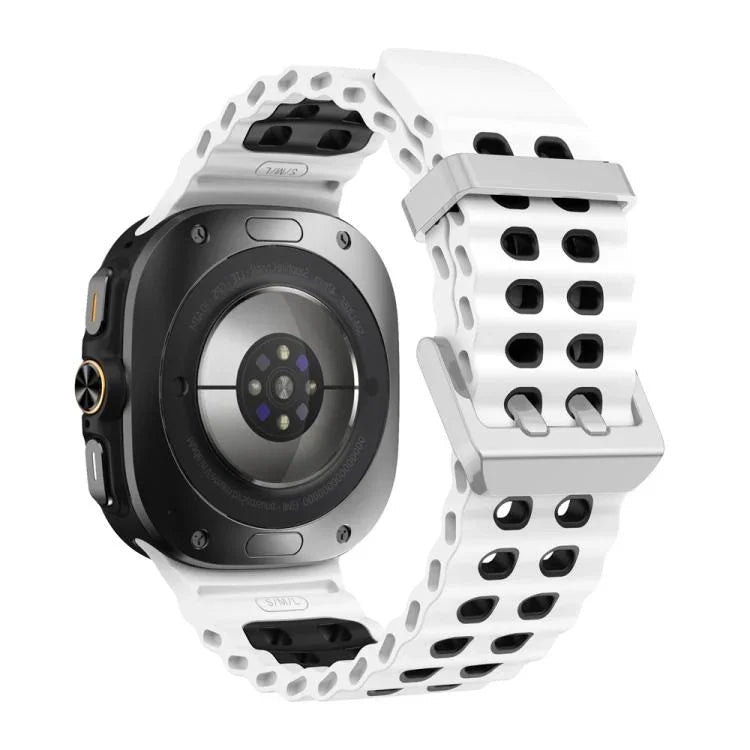 Dây đồng hồ silicone hai màu lỗ đôi khóa bạc Ocean, Dành cho Samsung Galaxy Watch Ultra / Ultra 2025