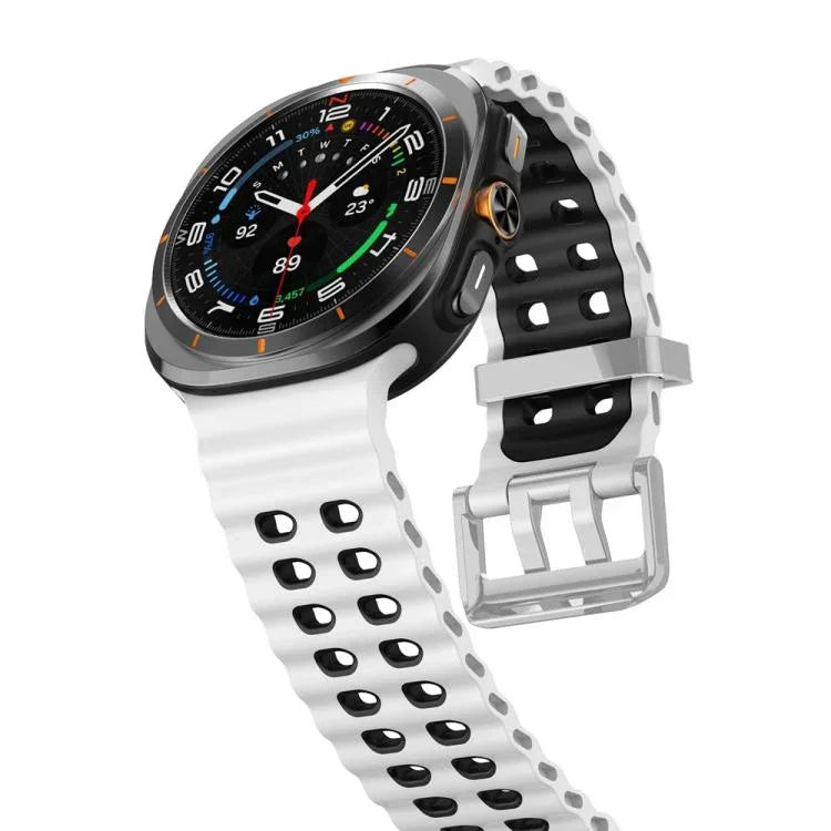Dây đồng hồ silicone hai màu lỗ đôi khóa bạc Ocean, Dành cho Samsung Galaxy Watch Ultra / Ultra 2025