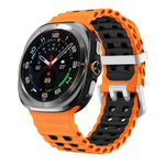 Dây đồng hồ silicone hai màu lỗ đôi khóa bạc Ocean, Dành cho Samsung Galaxy Watch Ultra / Ultra 2025