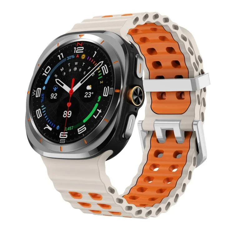 Dây đồng hồ silicone hai màu lỗ đôi khóa bạc Ocean, Dành cho Samsung Galaxy Watch Ultra / Ultra 2025