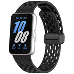 Dây đồng hồ silicone khóa nam châm đen kiểu lỗ xDfind, Dành cho Samsung Galaxy Fit3