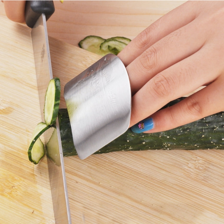 Bảo vệ ngón tay inox sáng tạo cần thiết cho nhà bếp khi cắt rau củ, bảo vệ ngón tay khi cắt