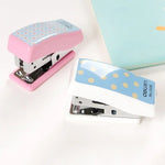 Deli Dập ghim hình học văn phòng phẩm sáng tạo, Dập ghim thời trang nhiều màu cho trường học và văn phòng nhỏ, Kích thước: 4.9*2.2cm, Giao màu ngẫu nhiên, 4.9x2.2cm