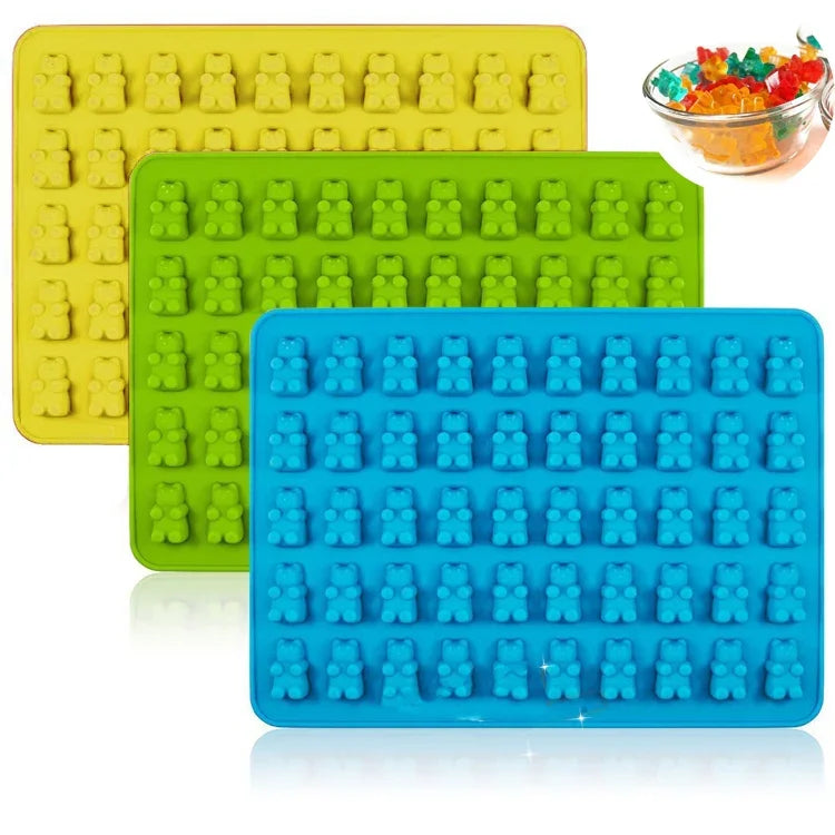Bộ 2 khuôn silicone hình gấu nhỏ 50 lỗ làm socola, khuôn bánh quy, khuôn kẹo, giao màu ngẫu nhiên, kích thước: 19*13.7*1cm, 50 ô