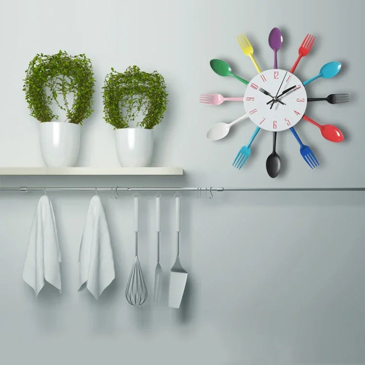 Đồng hồ tường nhà bếp kim loại dao nĩa sáng tạo kiểu quartz treo tường hiện đại trang trí, Bạc, Bạc