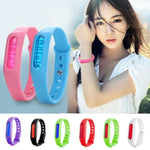 10 chiếc vòng tay đuổi muỗi silicon chống côn trùng, phù hợp cho trẻ em và người lớn, chiều dài: 23cm, giao màu ngẫu nhiên