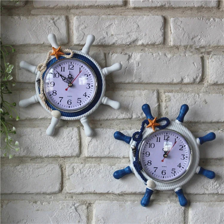 Đồng hồ treo tường trang trí phòng khách hình bánh lái tàu bằng gỗ, Kích thước: 22*22*2.5cm, HC5673A, HC5673B
