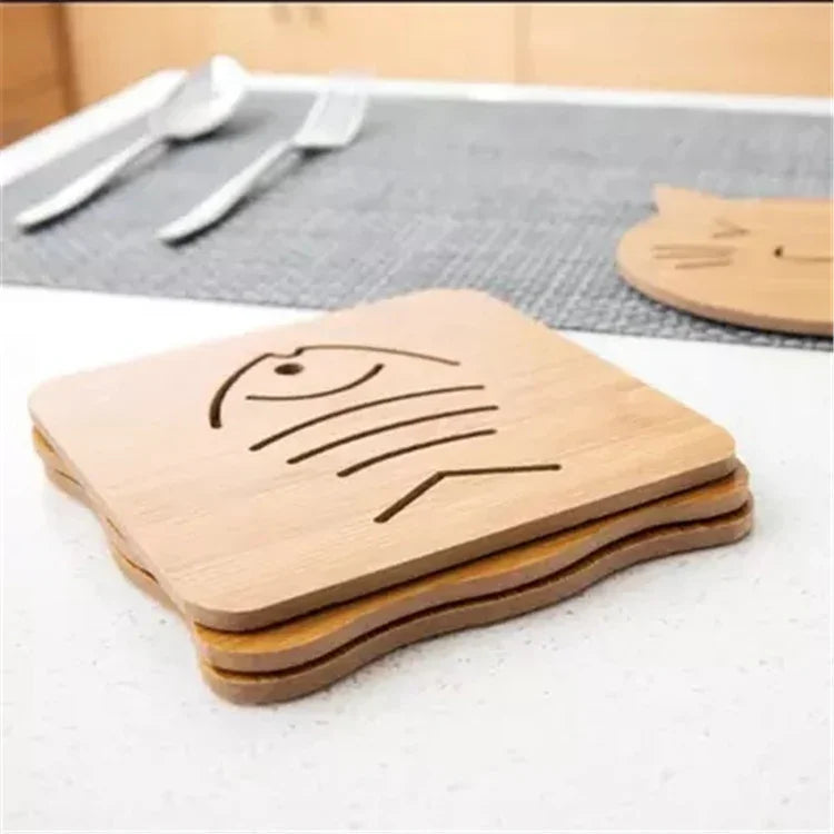 5 cái miếng lót cốc bằng gỗ bảo vệ bàn bếp hoạt hình dễ thương, cách nhiệt, giao kiểu ngẫu nhiên, thảm trải bàn 2