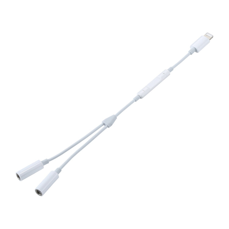 Bộ chuyển đổi âm thanh jack tai nghe 8 Pin đực sang đôi 3.5mm cái có điều khiển MH026