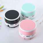 Máy hút bàn phím cầm tay nhỏ gọn dễ thương cho gia đình / xe hơi, kích thước: 8x6x6cm