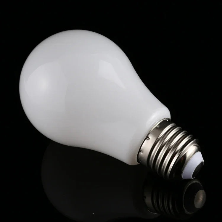 Bóng đèn LED tiết kiệm năng lượng 7W 500LM E27 2835 28 đèn LED không nhấp nháy, màu ánh sáng: trắng ấm, AC 85-265V, 7W
