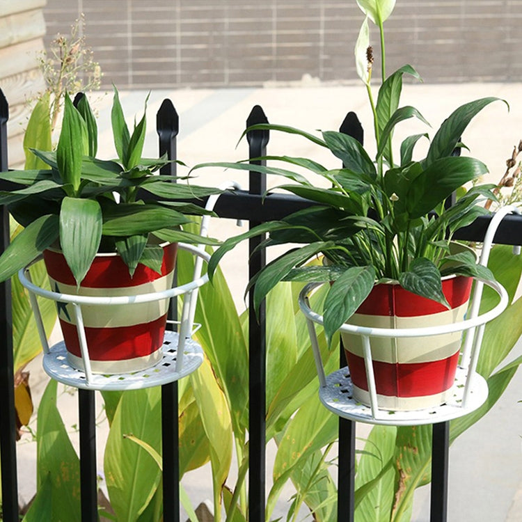 Giá để chậu cây bằng sắt, giá treo chậu hoa kim loại