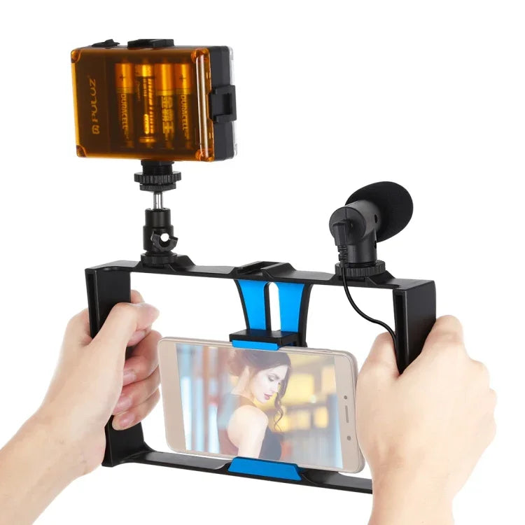 Bộ dụng cụ quay video trực tiếp Vlogging 3 trong 1 PULUZ với đèn LED selfie, micro và đầu chân máy Cold Shoe cho iPhone, Galaxy, Huawei, Xiaomi, HTC, LG, Google và các điện thoại thông minh khác, 3 trong 1, 3 trong 1 (Đỏ), 3 trong 1 (Mỹ)