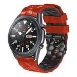 Dây đeo silicone hai màu họa tiết bóng đá 22mm, Dành cho Samsung Galaxy Watch3 45mm, Dành cho Samsung Galaxy Watch 46mm, Dành cho Samsung Gear S3 Classic, Dành cho Samsung Gear S3 Frontier