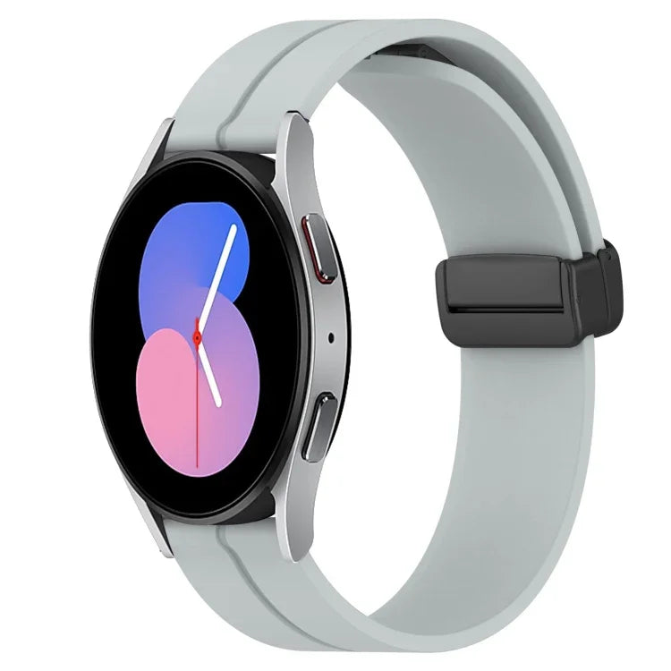 22mm Solid Color Magnetic Clasp Silicone Watch Band, For Samsung Galaxy Watch3 45mm, For Samsung Galaxy Watch 46mm, For Samsung Gear S3 Classic, For Samsung Gear S3 Frontier