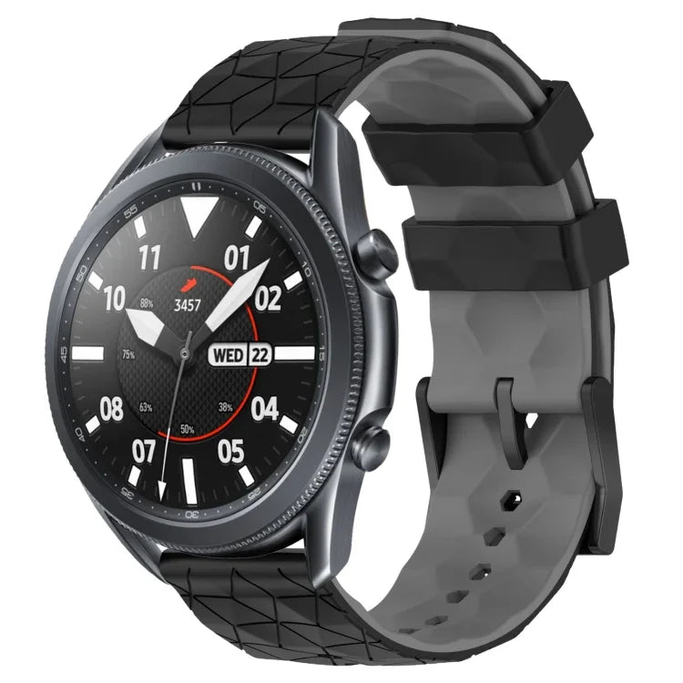 Dây đồng hồ silicone hai màu họa tiết bóng đá 22mm, Dành cho Samsung Galaxy Watch3 45mm, Dành cho Samsung Galaxy Watch 46mm, Dành cho Samsung Gear S3 Classic, Dành cho Samsung Gear S3 Frontier