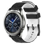 Dây đồng hồ silicone hai màu họa tiết bóng đá 22mm, Dành cho Samsung Galaxy Watch3 45mm, Dành cho Samsung Galaxy Watch 46mm, Dành cho Samsung Gear S3 Classic, Dành cho Samsung Gear S3 Frontier