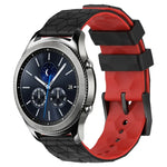 Dây đồng hồ silicone hai màu họa tiết bóng đá 22mm, Dành cho Samsung Galaxy Watch3 45mm, Dành cho Samsung Galaxy Watch 46mm, Dành cho Samsung Gear S3 Classic, Dành cho Samsung Gear S3 Frontier