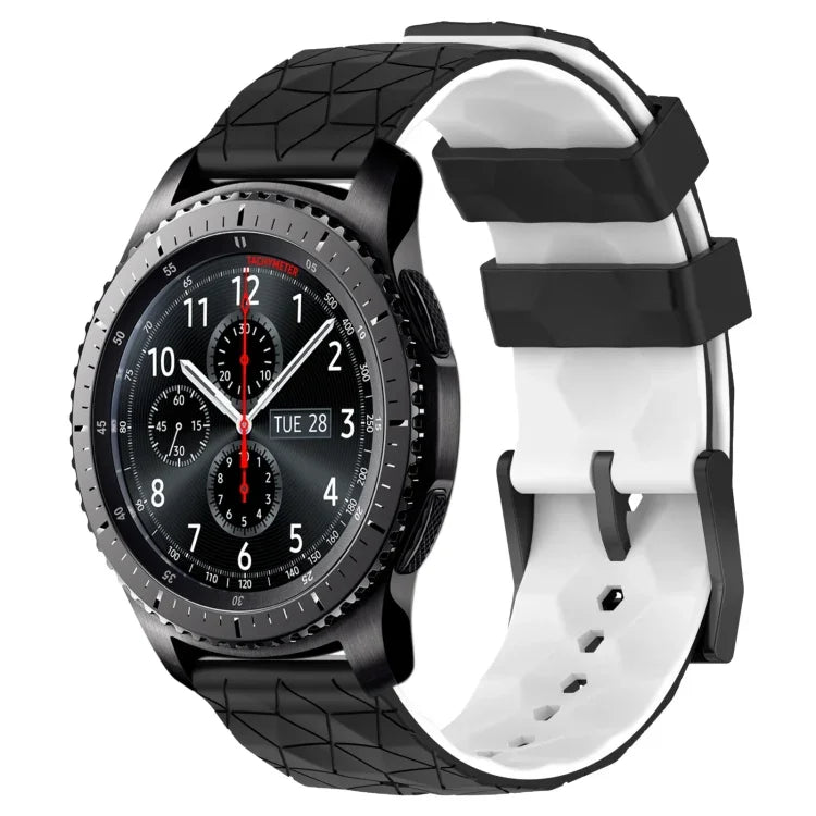 Dây đồng hồ silicone hai màu họa tiết bóng đá 22mm, Dành cho Samsung Galaxy Watch3 45mm, Dành cho Samsung Galaxy Watch 46mm, Dành cho Samsung Gear S3 Classic, Dành cho Samsung Gear S3 Frontier