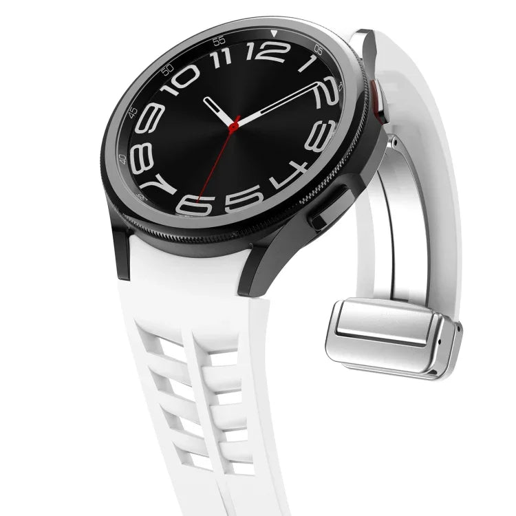 Dây đồng hồ silicone khóa gập nam châm Richard màu bạc, cho Samsung Galaxy Watch 4 Classic 42 / 46mm