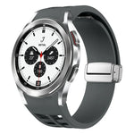 Dây đồng hồ silicone khóa gập nam châm Richard màu bạc, cho Samsung Galaxy Watch 4 Classic 42 / 46mm