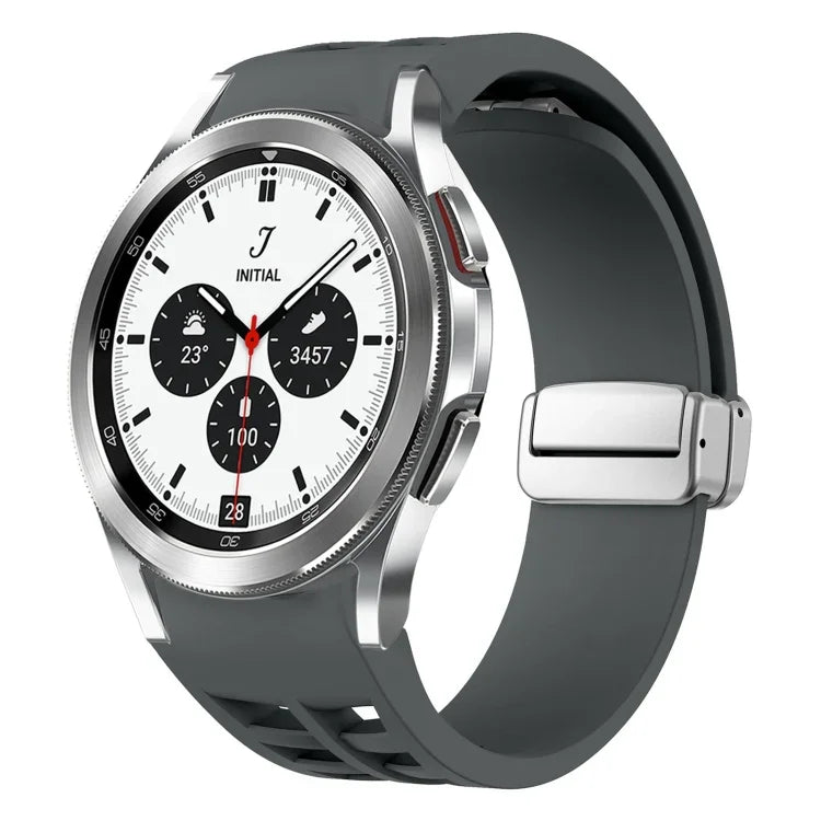 Dây đồng hồ silicone khóa gập nam châm Richard màu bạc, cho Samsung Galaxy Watch 4 Classic 42 / 46mm