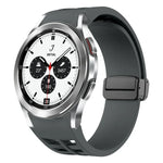 Dây đồng hồ silicone khóa gập nam châm Richard màu đen, cho Samsung Galaxy Watch 4 classic 42 / 46mm