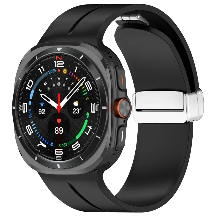 Dây đồng hồ silicone khóa gập nam châm rãnh bạc cho Samsung Galaxy Watch Ultra 47mm / Ultra 2025