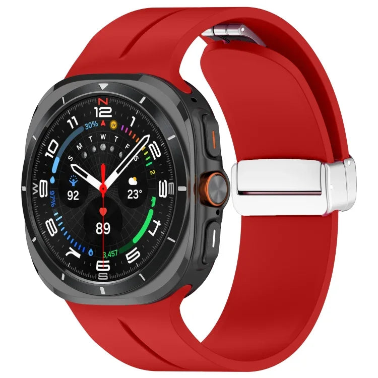 Dây đồng hồ silicone khóa gập nam châm rãnh bạc cho Samsung Galaxy Watch Ultra 47mm / Ultra 2025