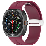 Dây đồng hồ silicone khóa gập nam châm rãnh bạc cho Samsung Galaxy Watch Ultra 47mm / Ultra 2025