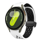 Dây đồng hồ silicone khóa gập nam châm hai màu đen, cho Samsung Galaxy Watch 7 40 / 44mm, cho Samsung Galaxy Watch 5 40 / 44mm, cho Samsung Galaxy Watch 4 40 / 44mm, cho Samsung Galaxy Watch 4 Classic 42 / 46mm