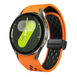 Dây đồng hồ silicone khóa gập nam châm hai màu đen, cho Samsung Galaxy Watch 7 40 / 44mm, cho Samsung Galaxy Watch 5 40 / 44mm, cho Samsung Galaxy Watch 4 40 / 44mm, cho Samsung Galaxy Watch 4 Classic 42 / 46mm