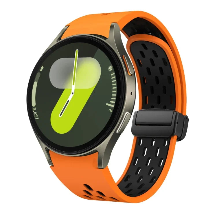 Dây đồng hồ silicone khóa gập nam châm hai màu đen, cho Samsung Galaxy Watch 7 40 / 44mm, cho Samsung Galaxy Watch 5 40 / 44mm, cho Samsung Galaxy Watch 4 40 / 44mm, cho Samsung Galaxy Watch 4 Classic 42 / 46mm