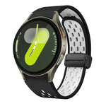 Dây đồng hồ silicone khóa gập nam châm hai màu đen, cho Samsung Galaxy Watch 7 40 / 44mm, cho Samsung Galaxy Watch 5 40 / 44mm, cho Samsung Galaxy Watch 4 40 / 44mm, cho Samsung Galaxy Watch 4 Classic 42 / 46mm